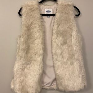White fur vest